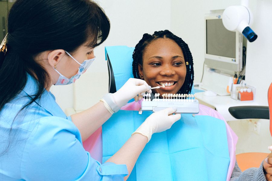Seleção de cor para clareamento dental
